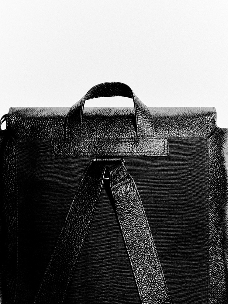 クラシック レザー バックパック